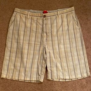 Men’s Izod shorts.